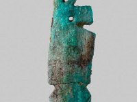 Aeg F 67 Seite 2  Aeg F 67, 30. Dynastie bis Ptolemäerzeit, Hapi, Blaue Fayence, H 8,8 cm, B 3,0 cm, T 0,4 cm : Bestandskatalog Ägypten, Museumsfoto: Claus Cordes